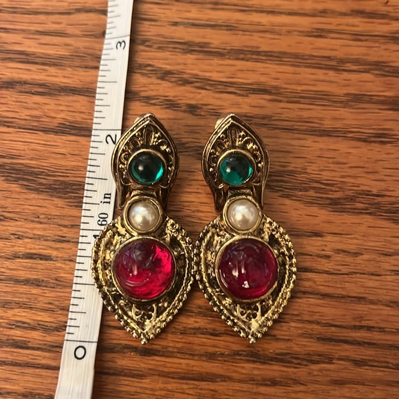 Unique Vintage Earrings - Picture 7 of 9